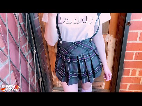 ❤️ Šolarka globoko sesa njen penis in se namesto pouka fuka. ❤️❌ Fucking video pri nas ❌❤