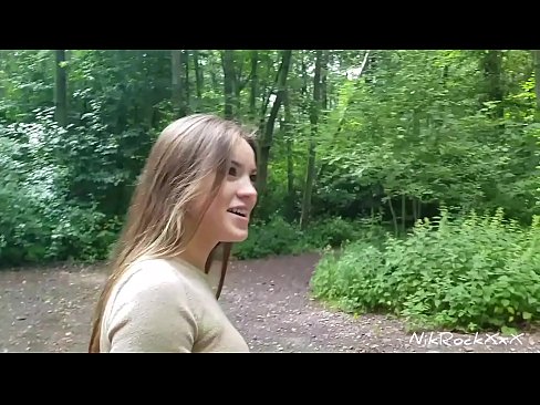 ❤️ Evelini sem predlagal, da bi seksala na javnem mestu! Rekla je da. Potem sem jo zajebal v rit in ji naredil spermo v usta. Nato se je posrkala. ❤️❌ Fucking video pri nas ❌❤